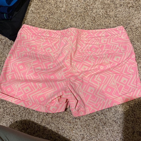 Size 8 American eagle shorts - Picture 2 of 2